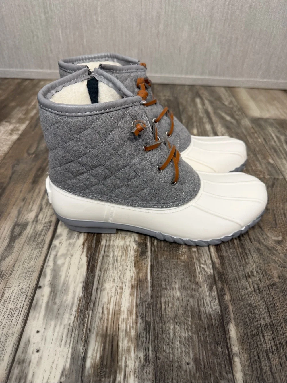Nautica waterproof white